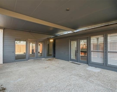 6019 Yellow Rock Trail - Photo Thumbnail 22
