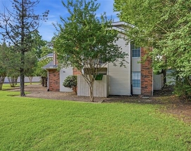 914 W Washington Street - Photo Thumbnail 2