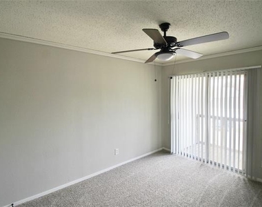 6110 Spyglass Lane - Photo Thumbnail 19