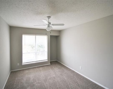 6110 Spyglass Lane - Photo Thumbnail 17