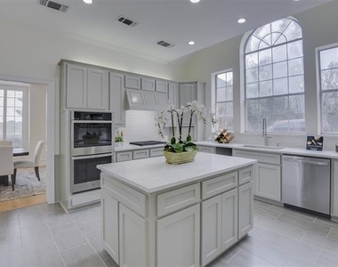 2121 Shari Lane - Photo Thumbnail 26