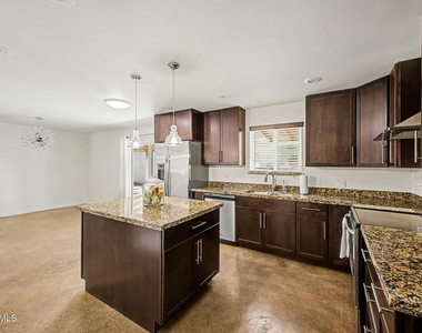 29 E Foothill Drive - Photo Thumbnail 11