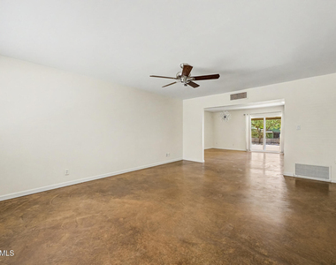 29 E Foothill Drive - Photo Thumbnail 6