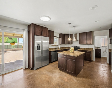 29 E Foothill Drive - Photo Thumbnail 10