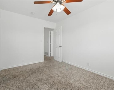 1812 W Eldorado Parkway - Photo Thumbnail 30