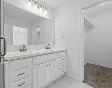 1812 W Eldorado Parkway - Photo Thumbnail 27