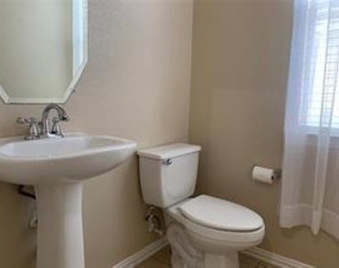 9113 Hope Drive - Photo Thumbnail 9