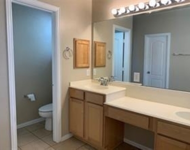 9113 Hope Drive - Photo Thumbnail 18