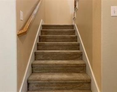 9113 Hope Drive - Photo Thumbnail 24