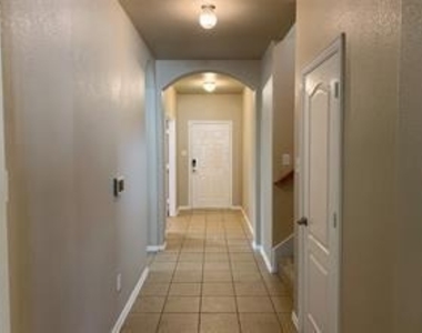 9113 Hope Drive - Photo Thumbnail 10