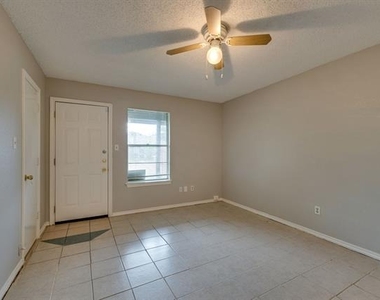 3422 Heritage Lane - Photo Thumbnail 21