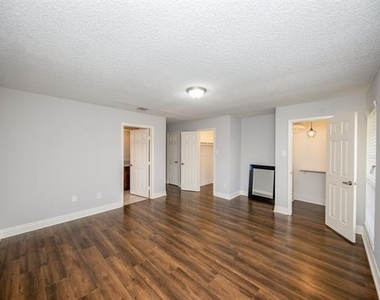 451 Gentilly Drive - Photo Thumbnail 23