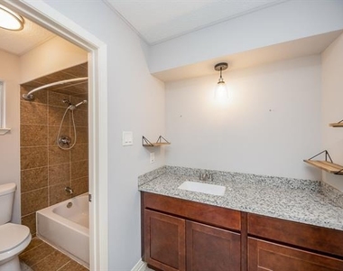 451 Gentilly Drive - Photo Thumbnail 24