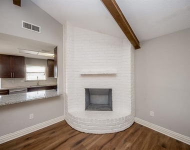 451 Gentilly Drive - Photo Thumbnail 18