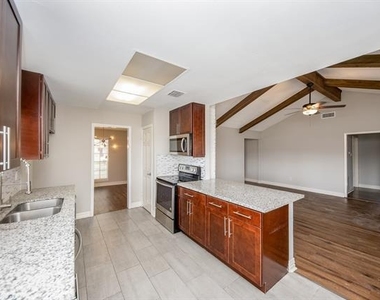 451 Gentilly Drive - Photo Thumbnail 20