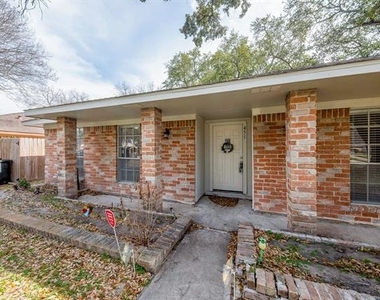 451 Gentilly Drive - Photo Thumbnail 3