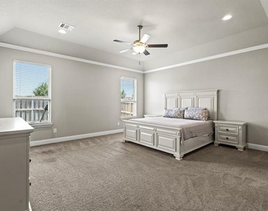 3406 Woodford Drive - Photo Thumbnail 17