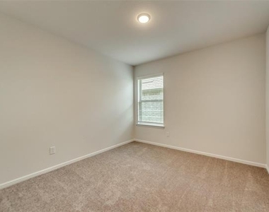 4909 Cleves Avenue - Photo Thumbnail 20