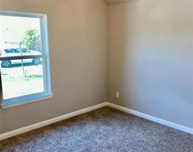 3002 Promenade Drive - Photo Thumbnail 19
