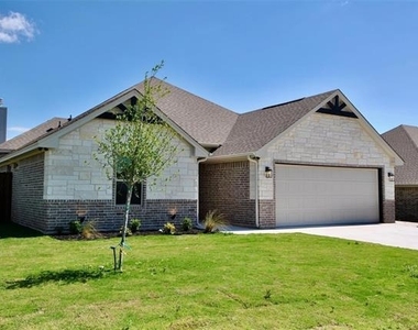 3002 Promenade Drive - Photo Thumbnail 1