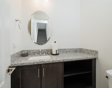 7349 E Vista Bonita Drive - Photo Thumbnail 10