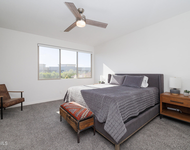 7349 E Vista Bonita Drive - Photo Thumbnail 18