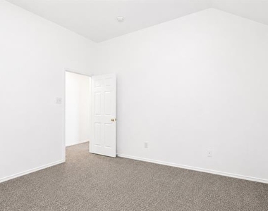10057 Wyndbrook Drive - Photo Thumbnail 32