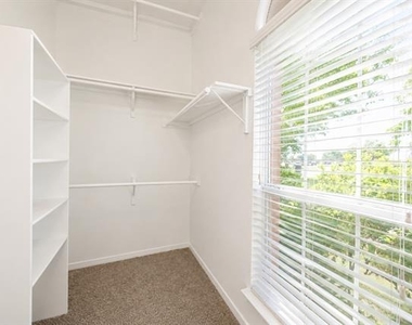 10057 Wyndbrook Drive - Photo Thumbnail 27