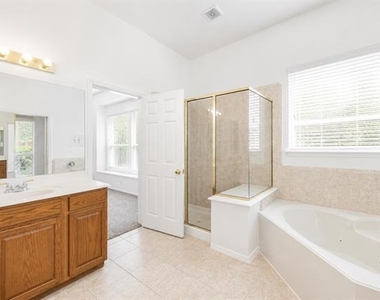 10057 Wyndbrook Drive - Photo Thumbnail 21
