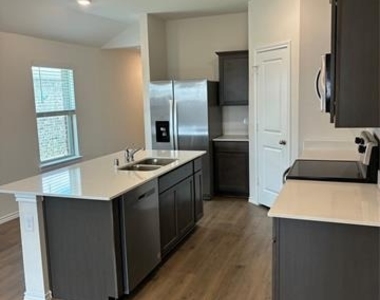 4624 Verdin Street - Photo Thumbnail 4