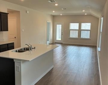 4624 Verdin Street - Photo Thumbnail 3