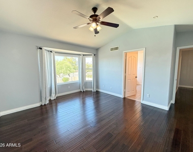1249 W Kelly Lane - Photo Thumbnail 13