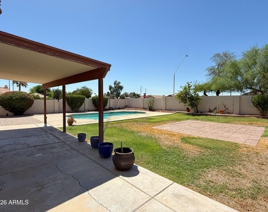 1249 W Kelly Lane - Photo Thumbnail 28