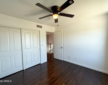 1249 W Kelly Lane - Photo Thumbnail 19