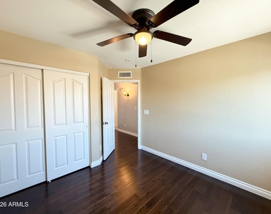 1249 W Kelly Lane - Photo Thumbnail 21