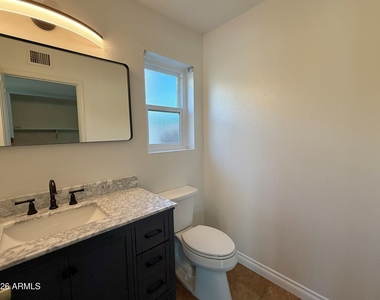 1249 W Kelly Lane - Photo Thumbnail 31