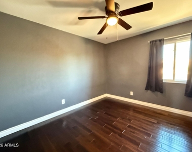 1249 W Kelly Lane - Photo Thumbnail 22