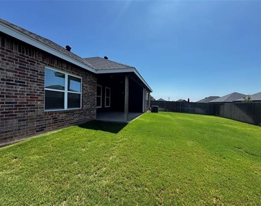 331 Sophia Lane - Photo Thumbnail 31