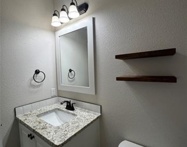 331 Sophia Lane - Photo Thumbnail 24