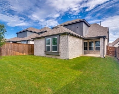 4023 Anglers Way - Photo Thumbnail 13
