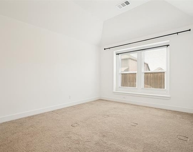 4023 Anglers Way - Photo Thumbnail 7
