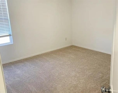 1230 Cherrybark Drive - Photo Thumbnail 15