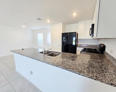 1230 Cherrybark Drive - Photo Thumbnail 4