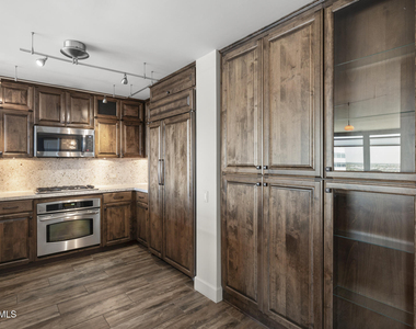 4808 N 24th Street - Photo Thumbnail 9