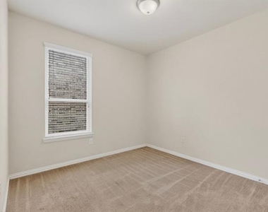 2717 Strand Lane - Photo Thumbnail 30