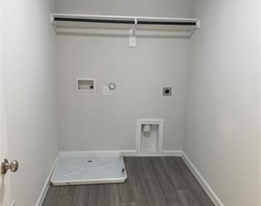 7336 Tin Star Drive - Photo Thumbnail 18