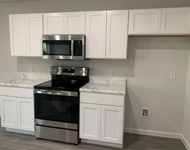 7336 Tin Star Drive - Photo Thumbnail 5