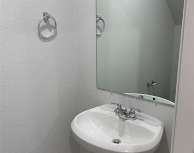7336 Tin Star Drive - Photo Thumbnail 8