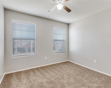 8453 Shallow Creek Drive - Photo Thumbnail 9