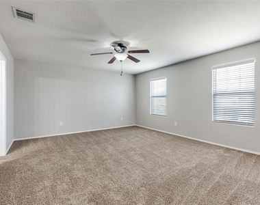 8453 Shallow Creek Drive - Photo Thumbnail 6